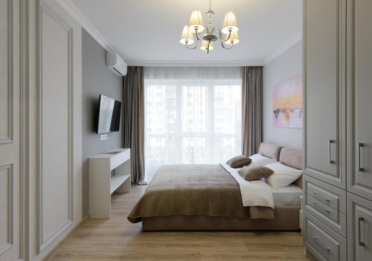 Modern New Cozy Apartment Kvartet Railway Station Kyiv Exterior photo